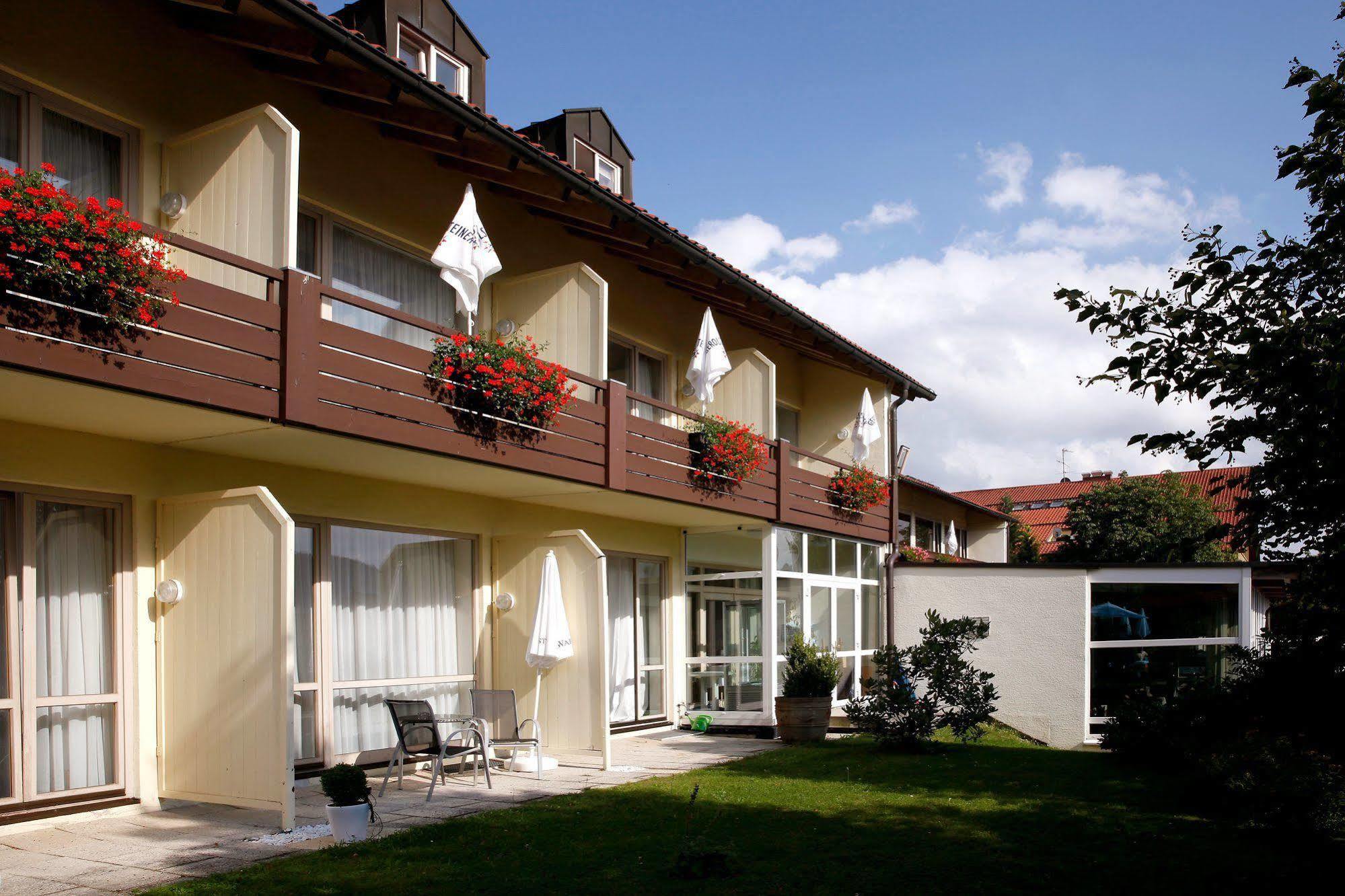 Sonnenhotel Fuerstenbauer 보덴마이스 외부 사진